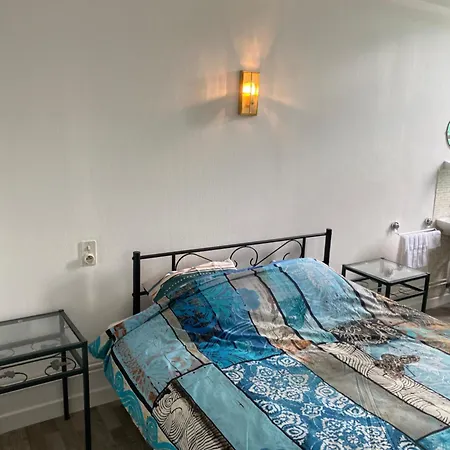 Bed & Breakfast La Cafe De La Brocante *