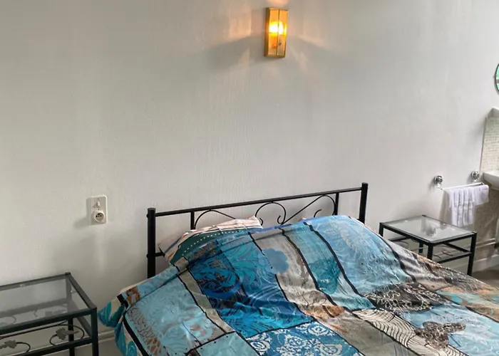 Bed & Breakfast La Cafe De La Brocante 3*